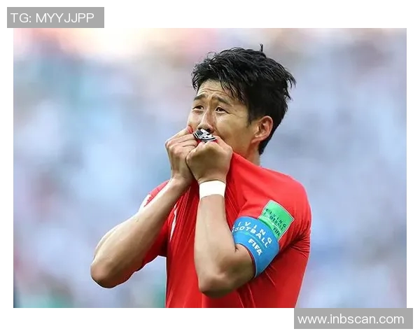 韩国足球明星西服时尚解析展现运动与优雅的完美结合