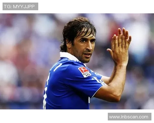 足球明星老司机的精彩瞬间与魅力风采全景展示图集 足球明星老司机的精彩瞬间与魅力风采全景展示图集